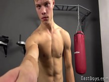 Flexión muscular - Casting 20 - Leo Jonasson